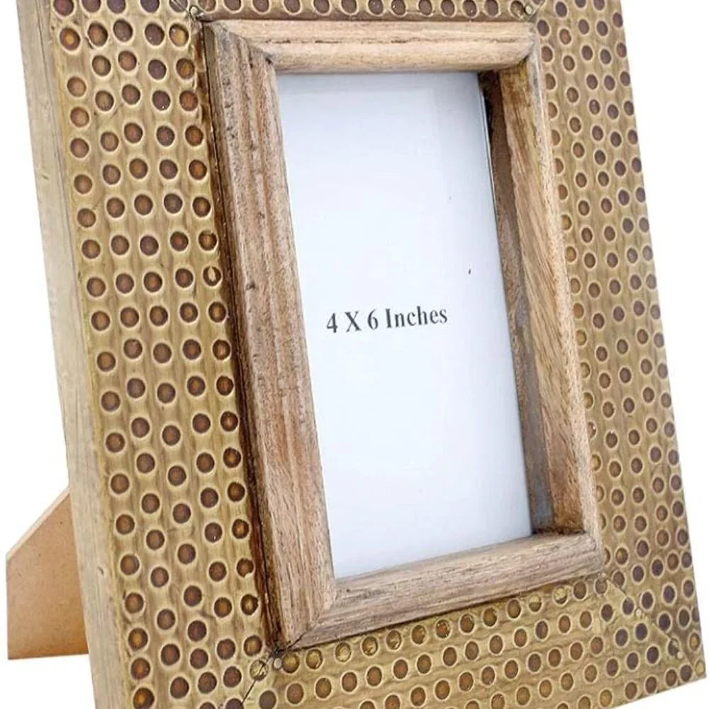 Foreside 4 x 6 Hammered Brass Photo Frame/NWT